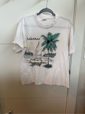 Bahamas Palm Tree Graphic Tee - White with Green Print